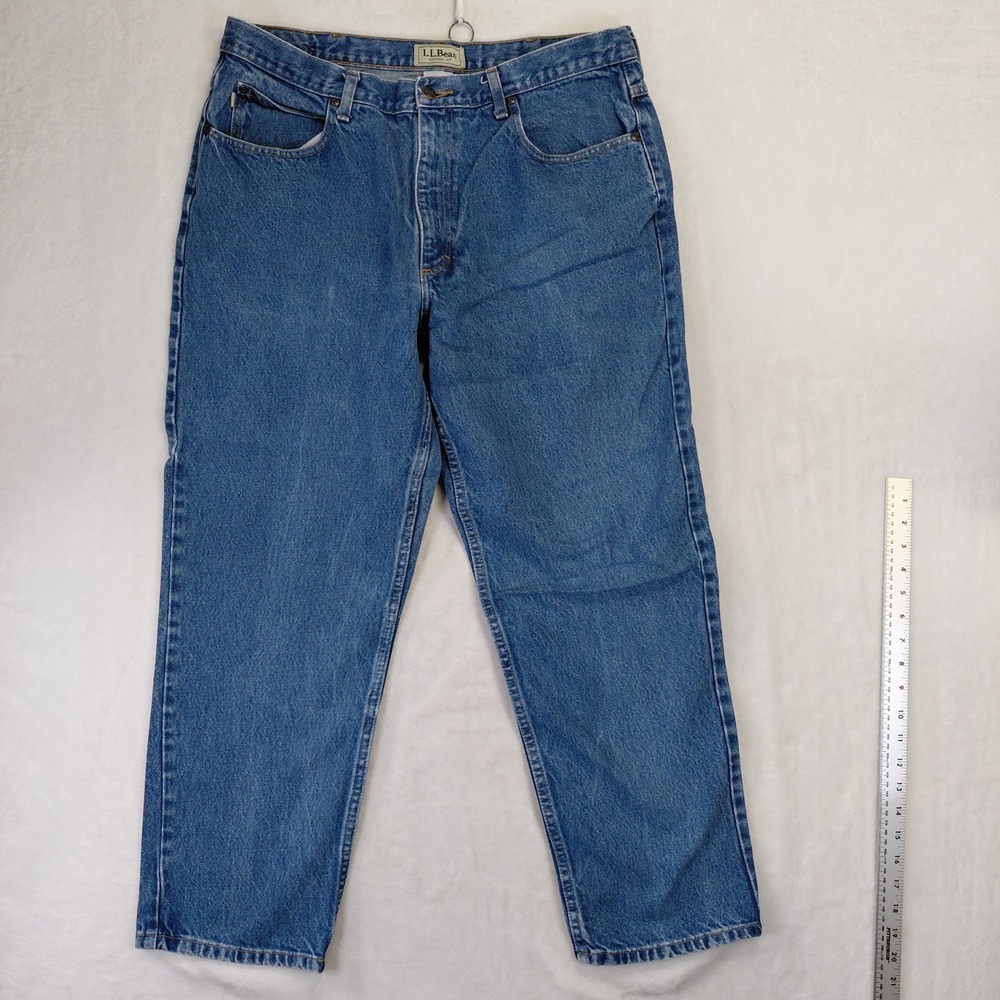 LL Bean Natural Fit Mens Blue Jeans 37x30 Straight Leg Medium Wash Denim 104731